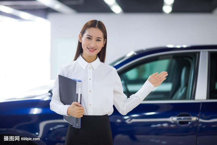 汽車銷售商務女性在行業中的獨特優勢與發展路徑